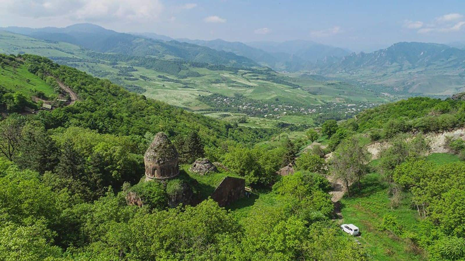 Menjelajahi keindahan Nagorno-Karabakh, Kaukasus Selatan