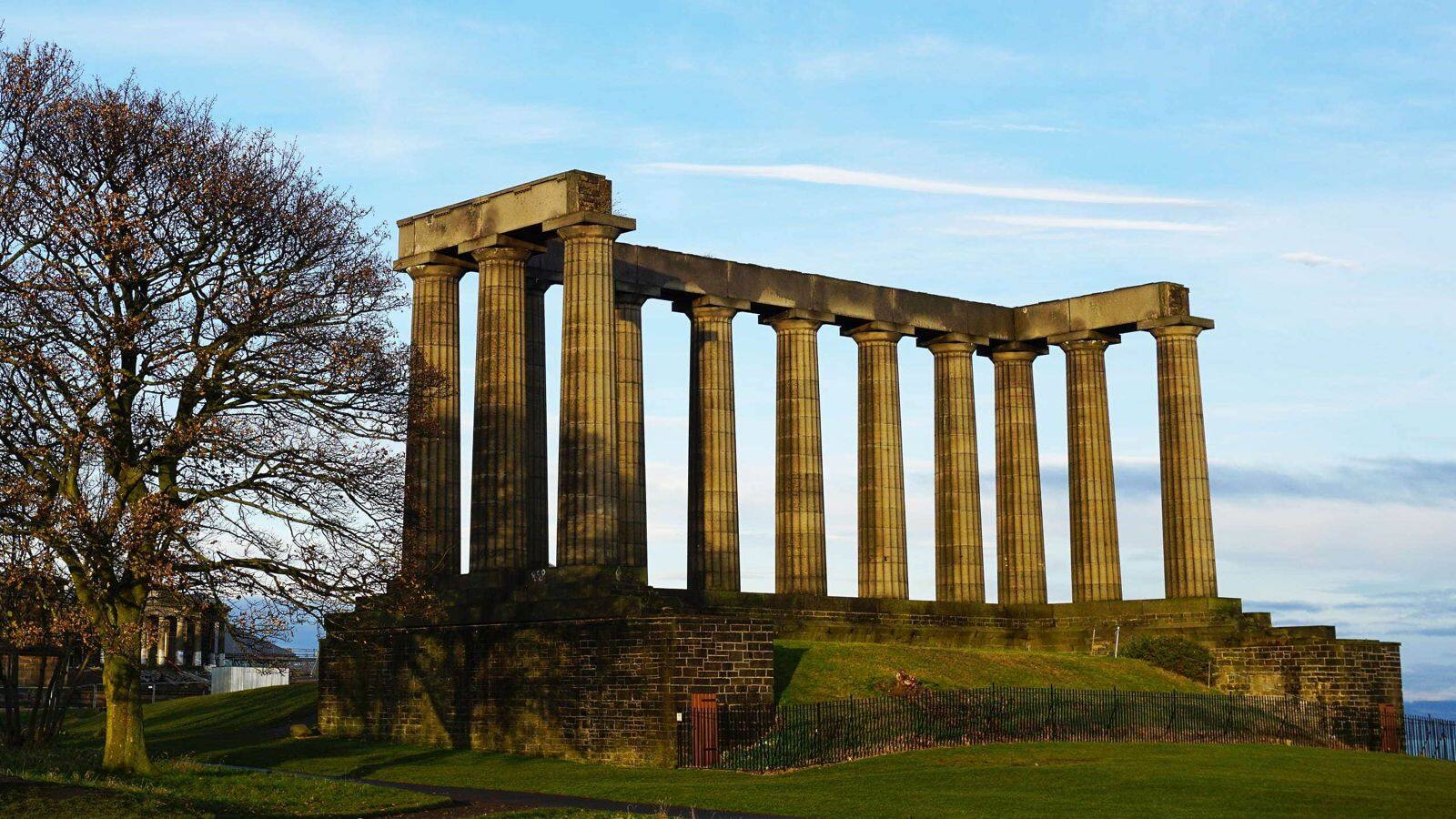 Lima Monumen Bersejarah Di Edinburgh