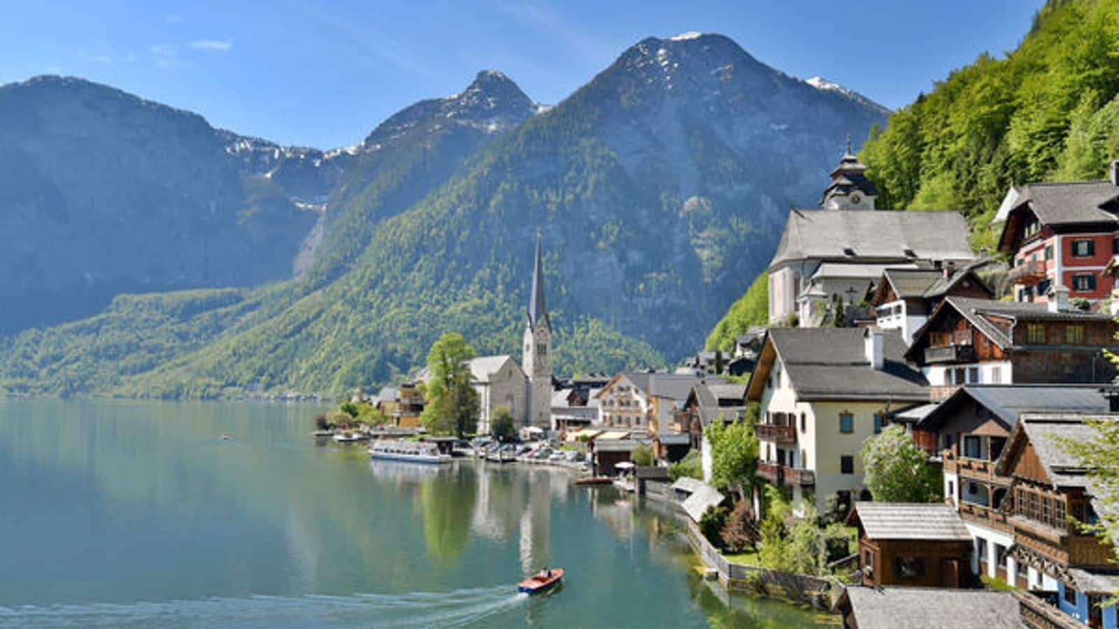 Menjelajahi Keindahan Hallstatt, Austria