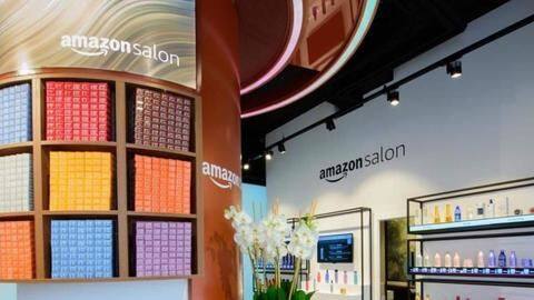 Amazon membuka salon canggih berteknologi AR di London Amazon membuka salon canggih berteknologi AR di London