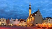 Menyusuri Jalan Berbatu yang Bersejarah di Tallinn, Estonia