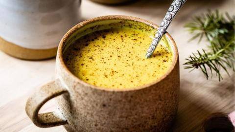 5 manfaat susu kunyit untuk kesehatan 5 manfaat susu kunyit untuk kesehatan