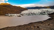 Menjelajahi Gletser Islandia yang Memesona