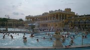 Menikmati Pemandian-Pemandian Air Panas di Budapest, Hongaria