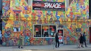 Menikmati Seni Jalanan di Toronto, Kanada