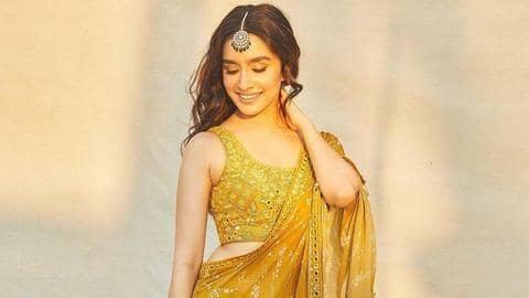 Crop-top 'Lehenga' dan gaun Saree adalah pilihan bagus untuk 'Mehendi'