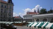 Menjelajahi Pasar Berwarna-warni di Ljubljana