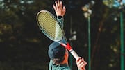 Rutinitas handuk pemain tenis sebelum servis