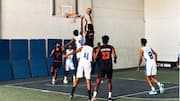 Kapan bola basket berhenti menggunakan tali?