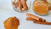 Lima penggunaan unik kayu manis di dapur sehari-hari