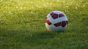Seni di balik desain bola sepak ikonik