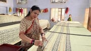 Teknik cetak blok tradisional India yang berwarna-warni