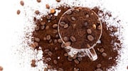 Ubah ampas kopi menjadi pembersih rumah yang efektif