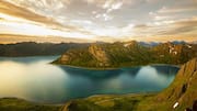 Tempat Fjord Norwegia yang Tak Boleh Dilewatkan saat Jam Emas