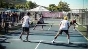 Semua Tentang Pickleball, Permainan Yang Harus Anda Coba