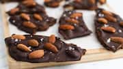 Lima Resep Almond Bark yang Wajib Anda Coba