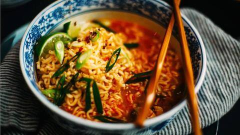 5 resep sup ramen yang akan menenangkan jiwa Anda 5 resep sup ramen yang akan menenangkan jiwa Anda