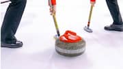 Teknik menyapu dalam curling: Ilmu di baliknya
