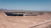 Mengubah Gurun Menjadi Ladang Energi Surya