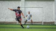 Mengapa adu penalti begitu menegangkan dalam olahraga?