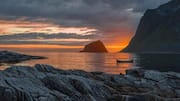 Pantai Arktik Norwegia yang Menakjubkan