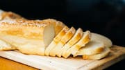Cara kreatif menggunakan ulang kulit roti di dapur