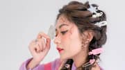 Jepit rambut artisanal membawa elegansi ke gaya rambut India