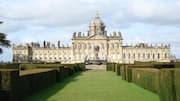 Menikmati Taman yang Tenang di Yorkshire, Inggris