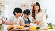 Libatkan Anak dalam Memasak dengan Bahan Utama Kulit Sayuran