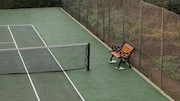 Permukaan lapangan tenis yang unik dan efeknya