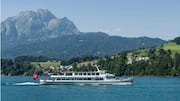 Menikmati Keindahan Danau dan Pegunungan di Swiss