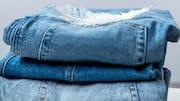 Tren denim abadi: Selalu gaya, tahan lama, dan serbaguna