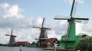 Keelokan Desa-Desa Kincir Angin di Zaandam, Belanda