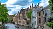 Menjelajahi Bruges: Kanal dan Pesona Sejarah Belgia