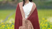 Gaya elegan dengan selendang wol untuk musim gugur India