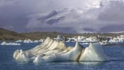 Fotografi Musim Dingin di Lanskap Bersalju Islandia