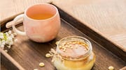Hidangan Tradisional dengan Biji Teratai Liar