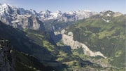 Mengagumi Keindahan Alam di Lembah-Lembah Swiss