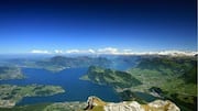 Mencari Pelarian Tenang di Danau-Danau Indah Swiss
