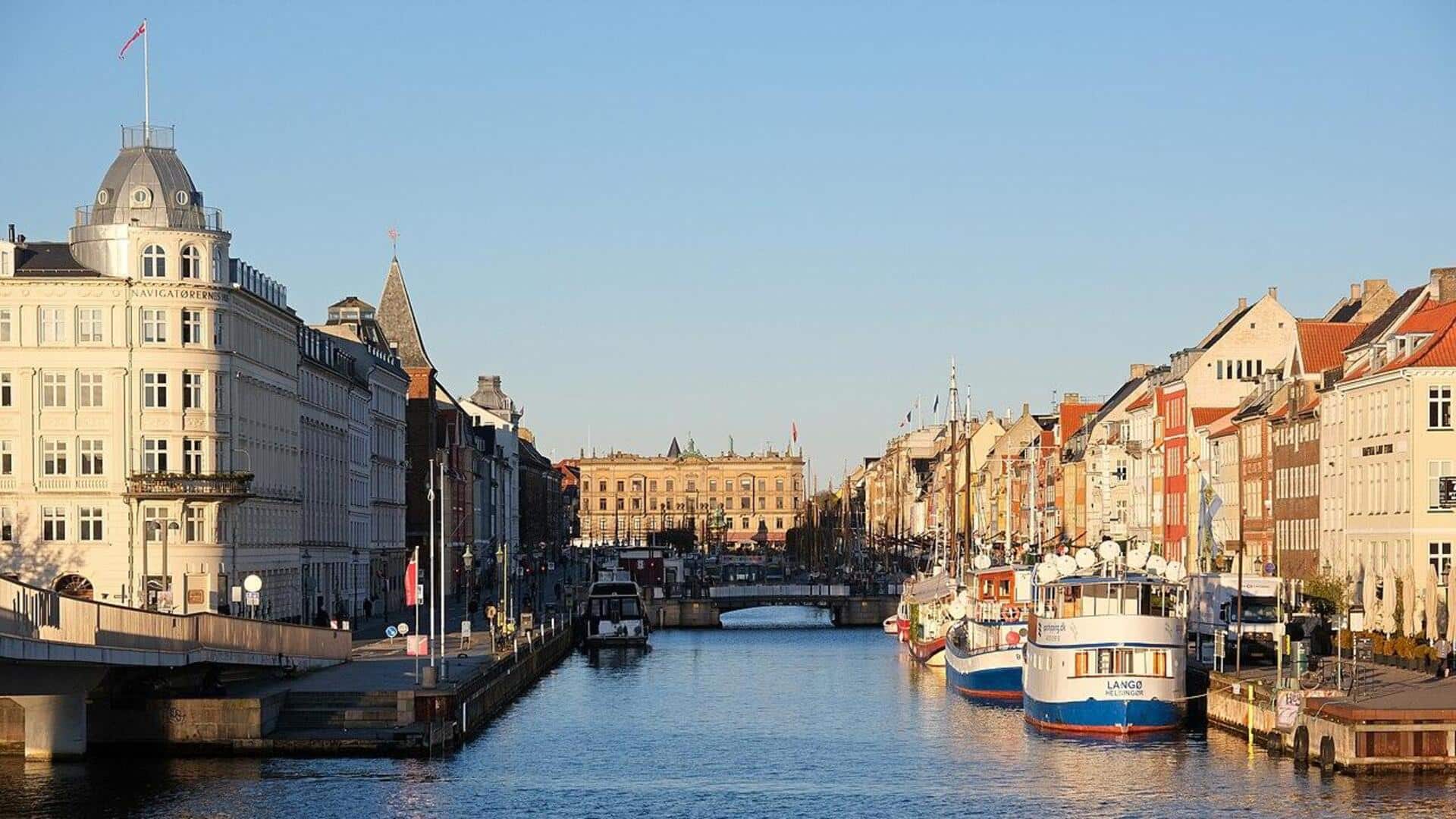 Menikmati Keindahan Pelabuhan Nyhavn di Kopenhagen