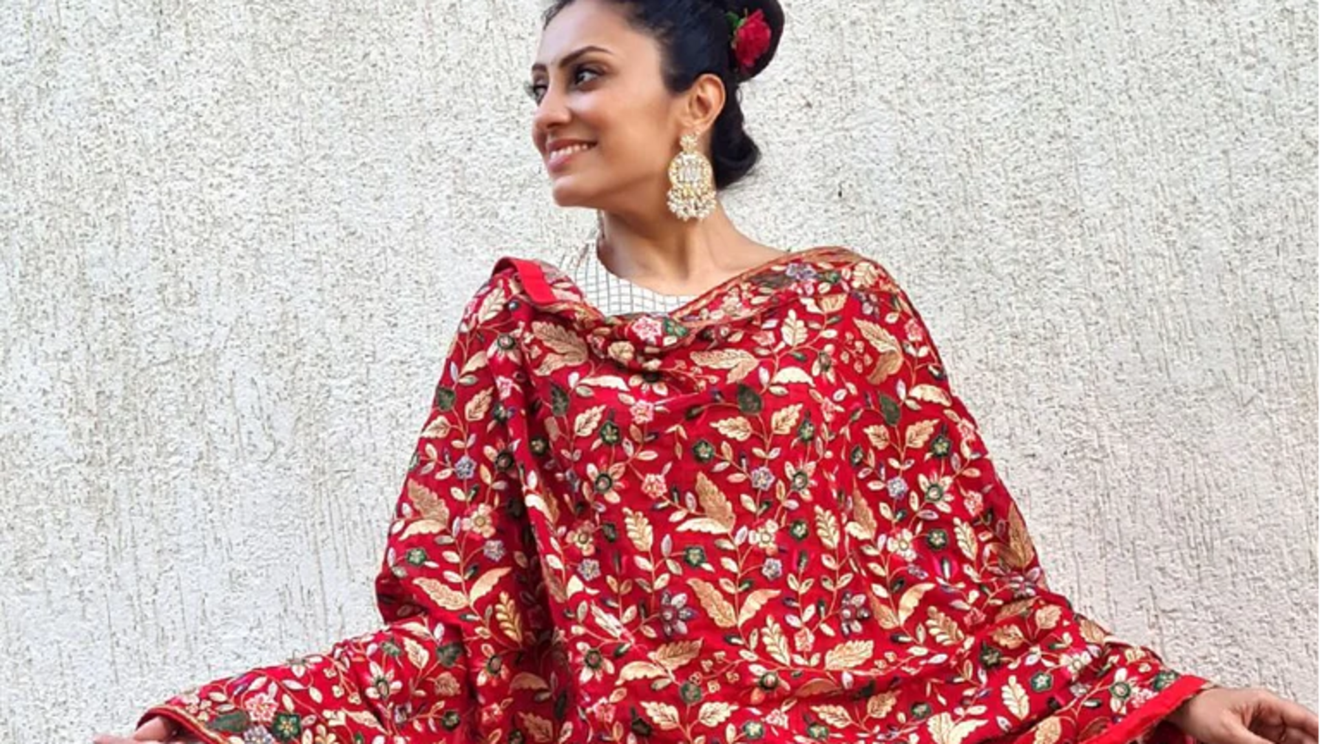 Gaya dupatta reversible: Fleksibilitas dalam fesyen etnik