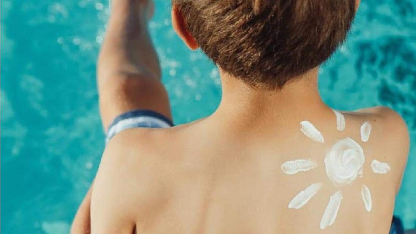Tidak pakai tabir surya yang cukup; Tidak menggunakan toner Tidak pakai tabir surya yang cukup; Tidak menggunakan toner