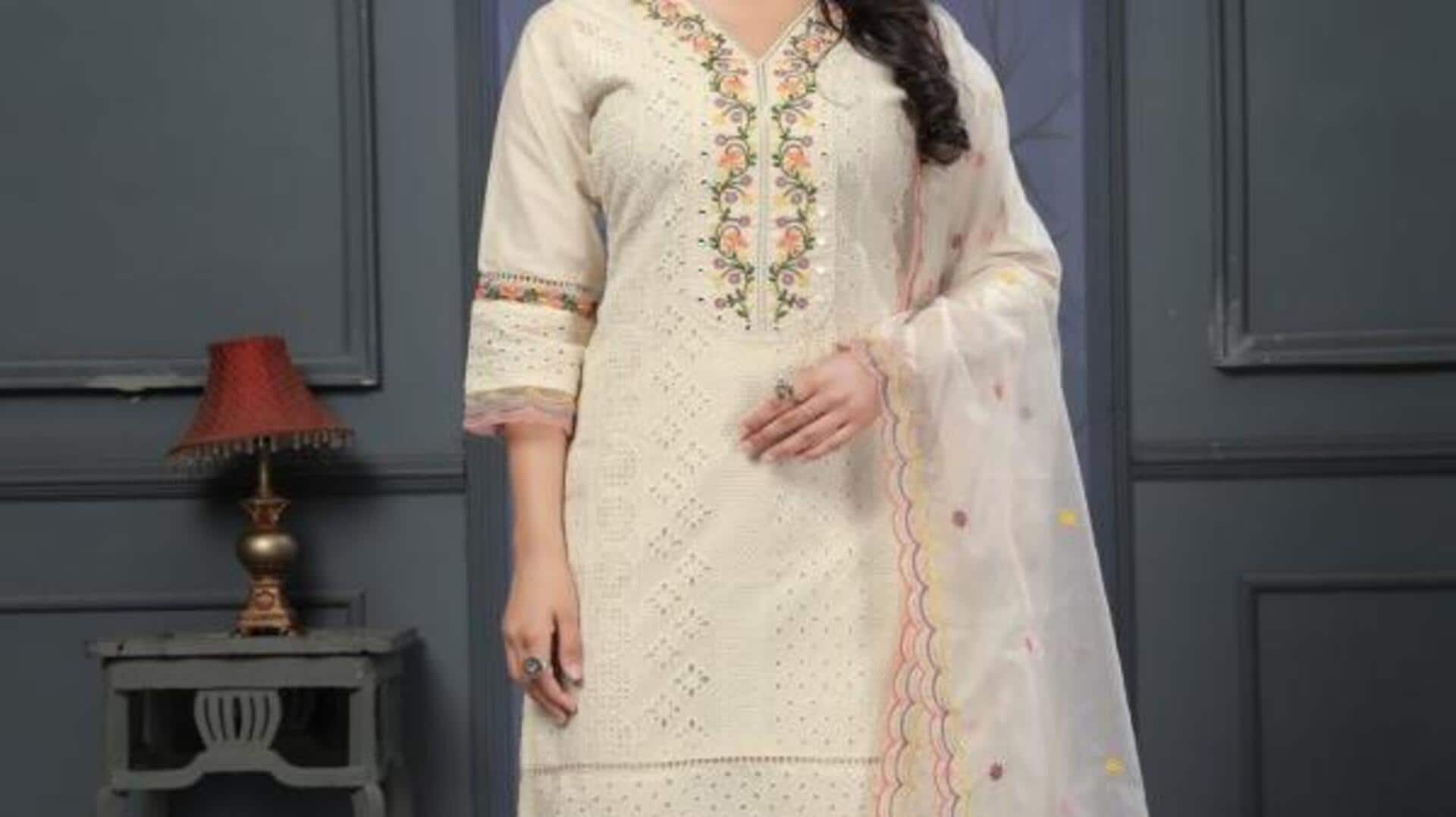 Pakaian kerja dari rumah yang sempurna: Esensial mode India