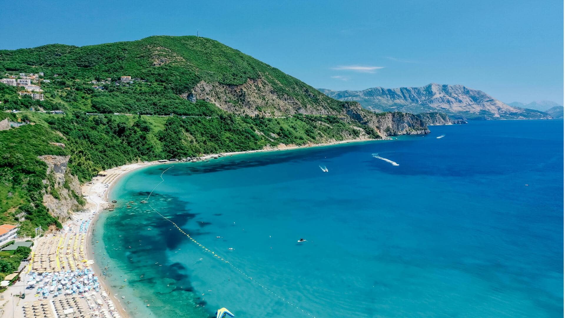 Menjelajahi Pantai Tersembunyi Montenegro