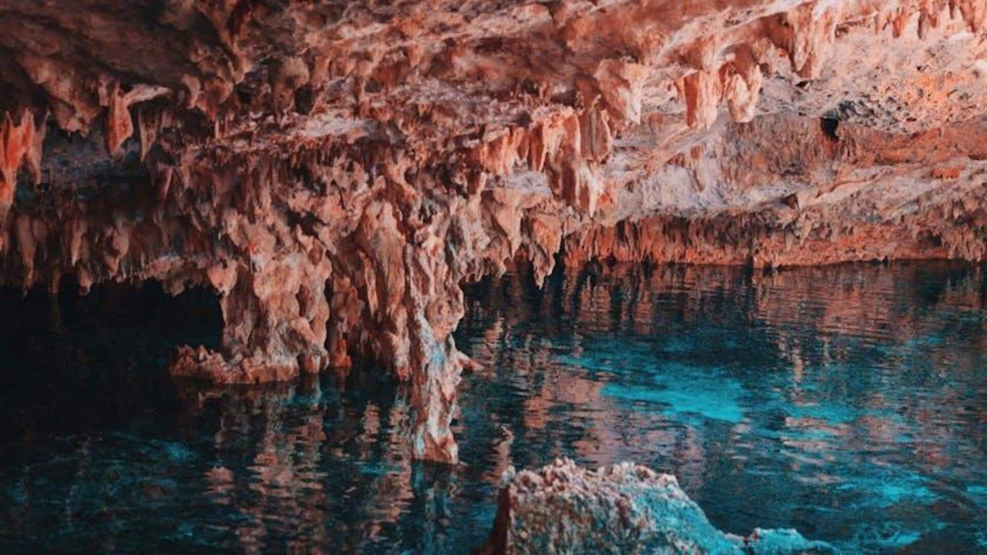 Menelusuri Gua-gua Kristal di Slovenia Menelusuri Gua-gua Kristal di Slovenia