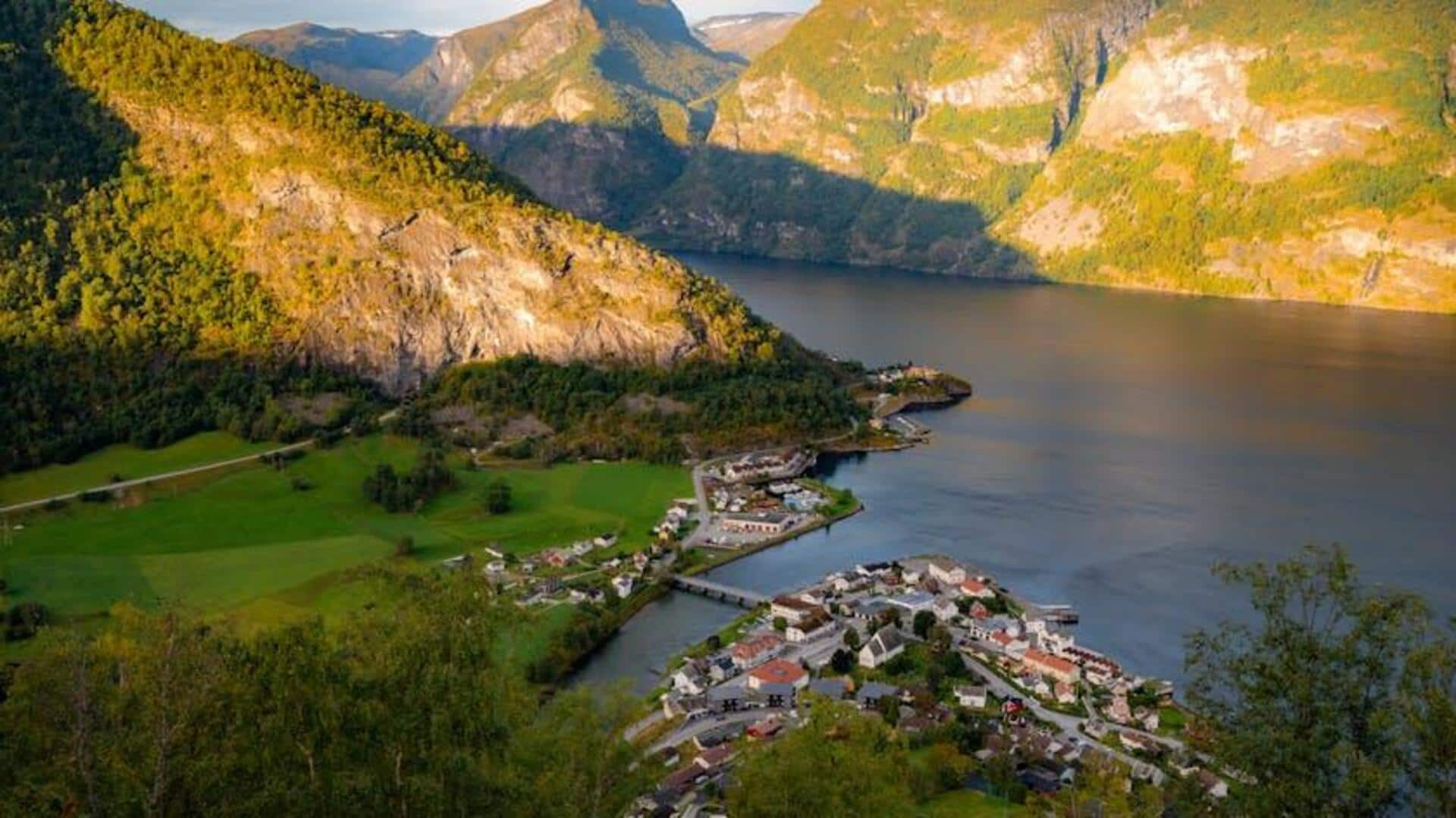 Jelajahi Desa Gunung Norwegia yang Menawan