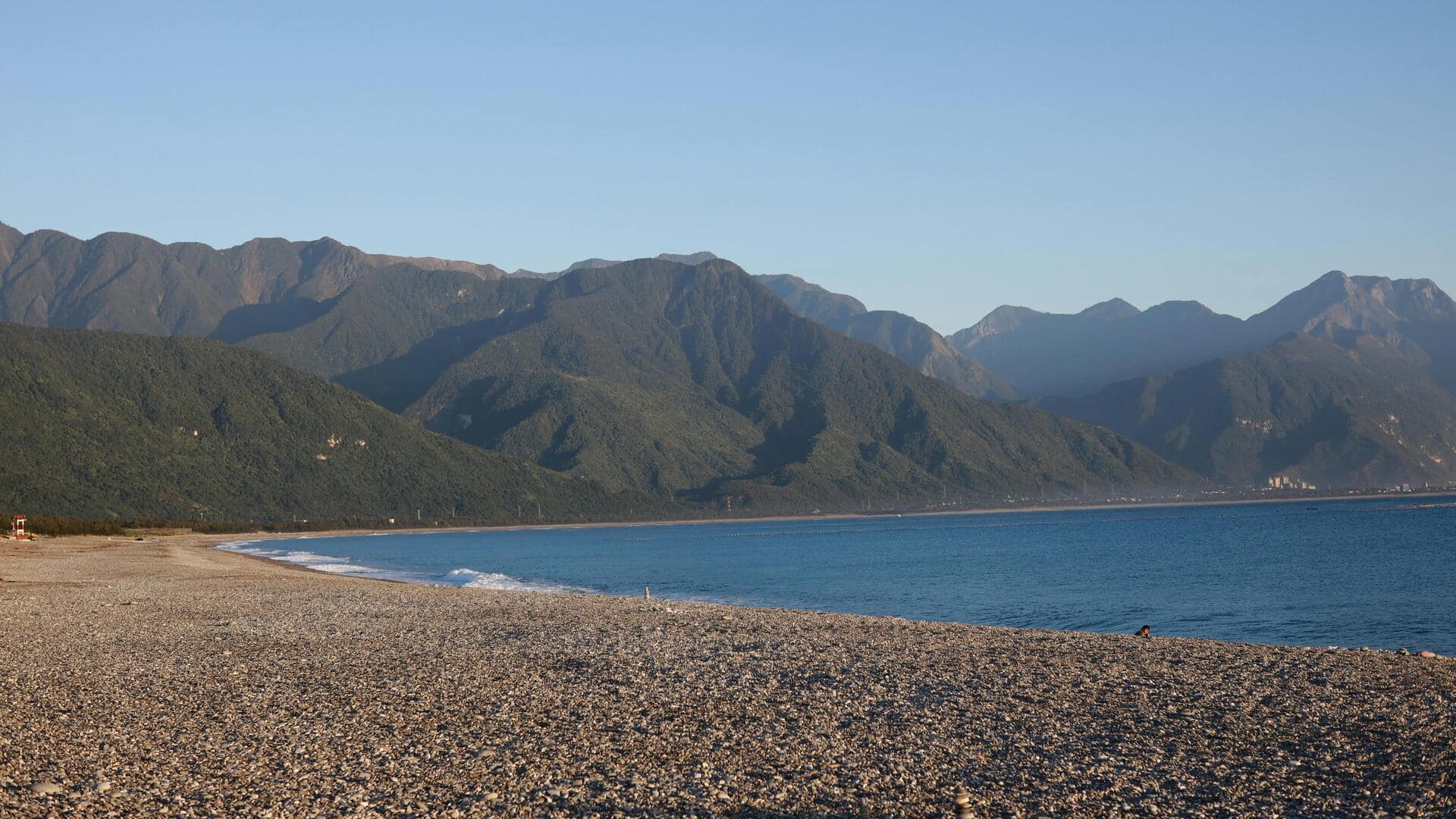 Pantai Tersembunyi di Taiwan untuk Relaksasi Tenang