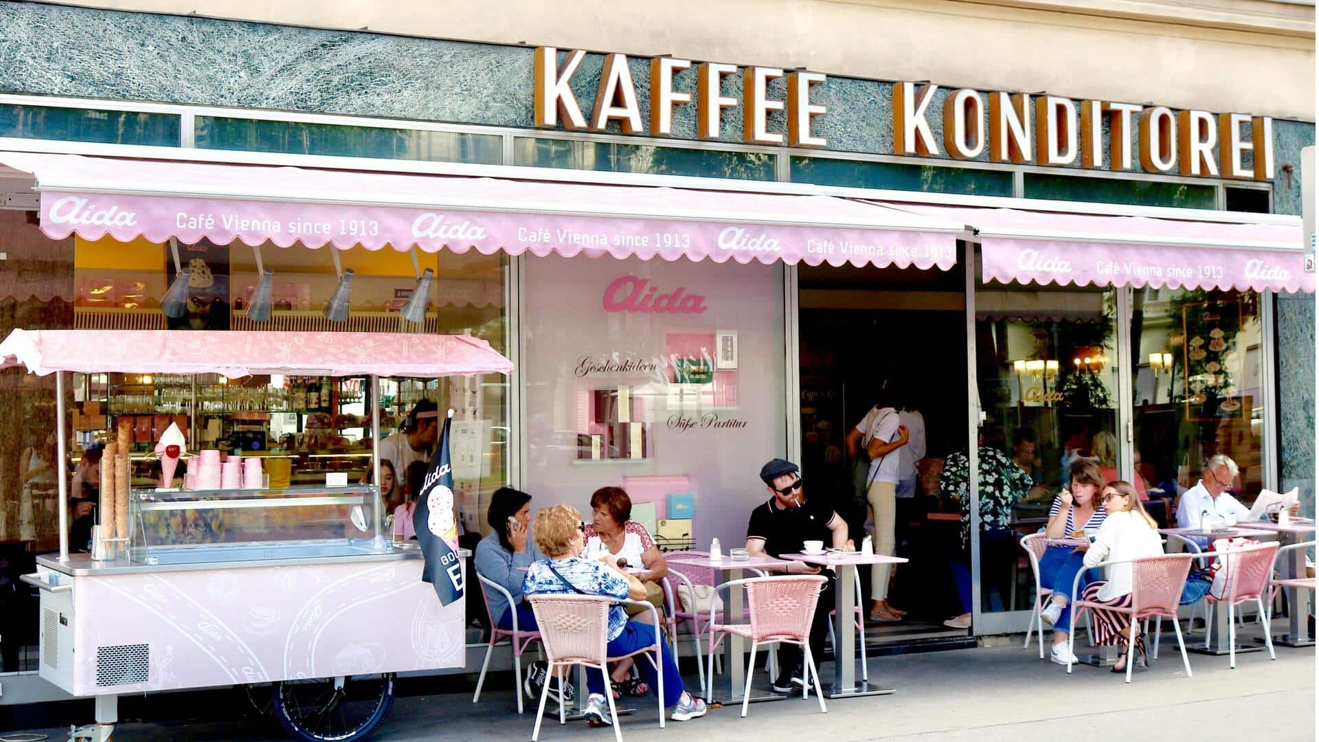 Menemukan Kedai Kopi Unik di Wina