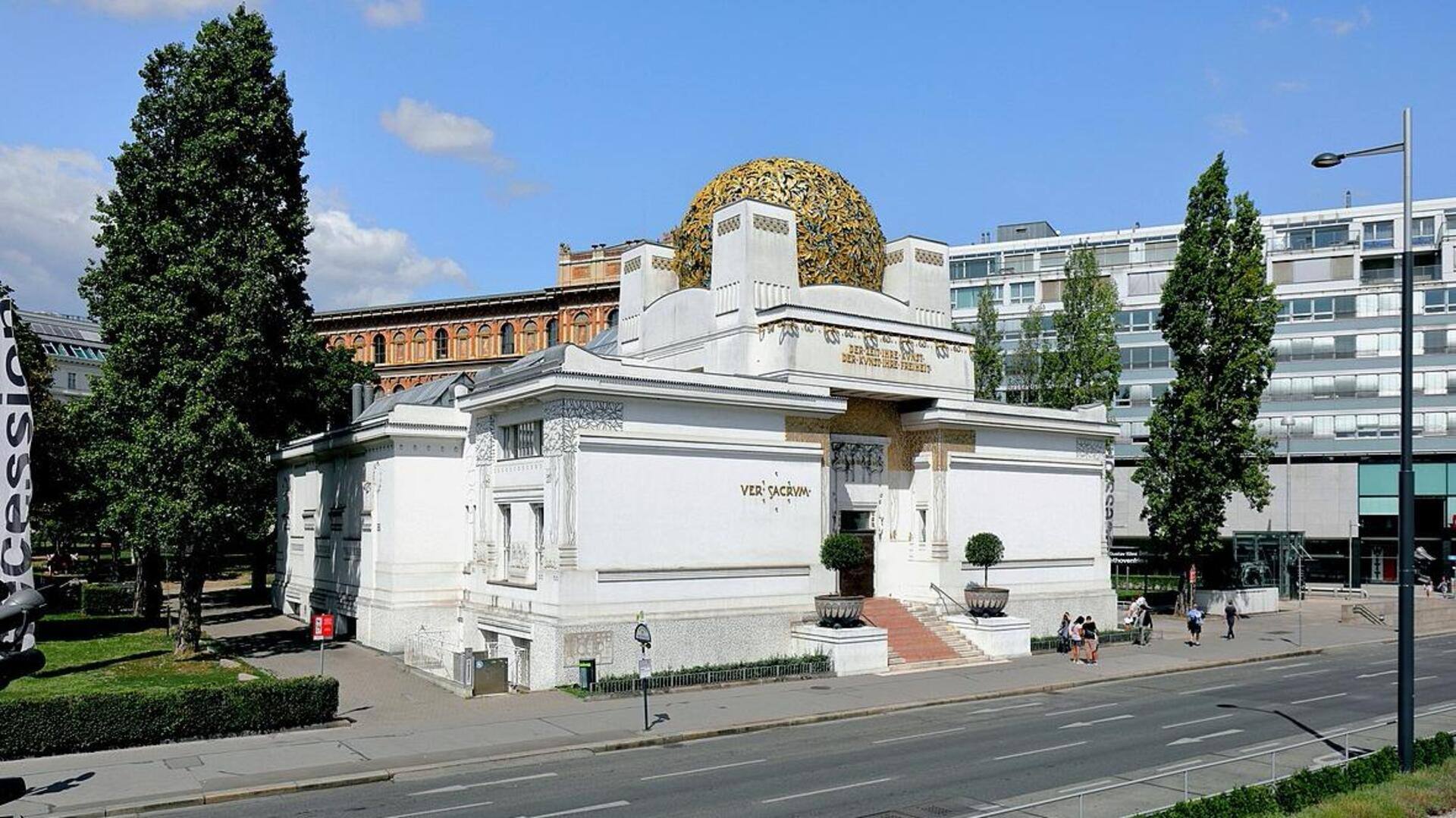 Mengagumi Arsitektur Art Nouveau di Wina