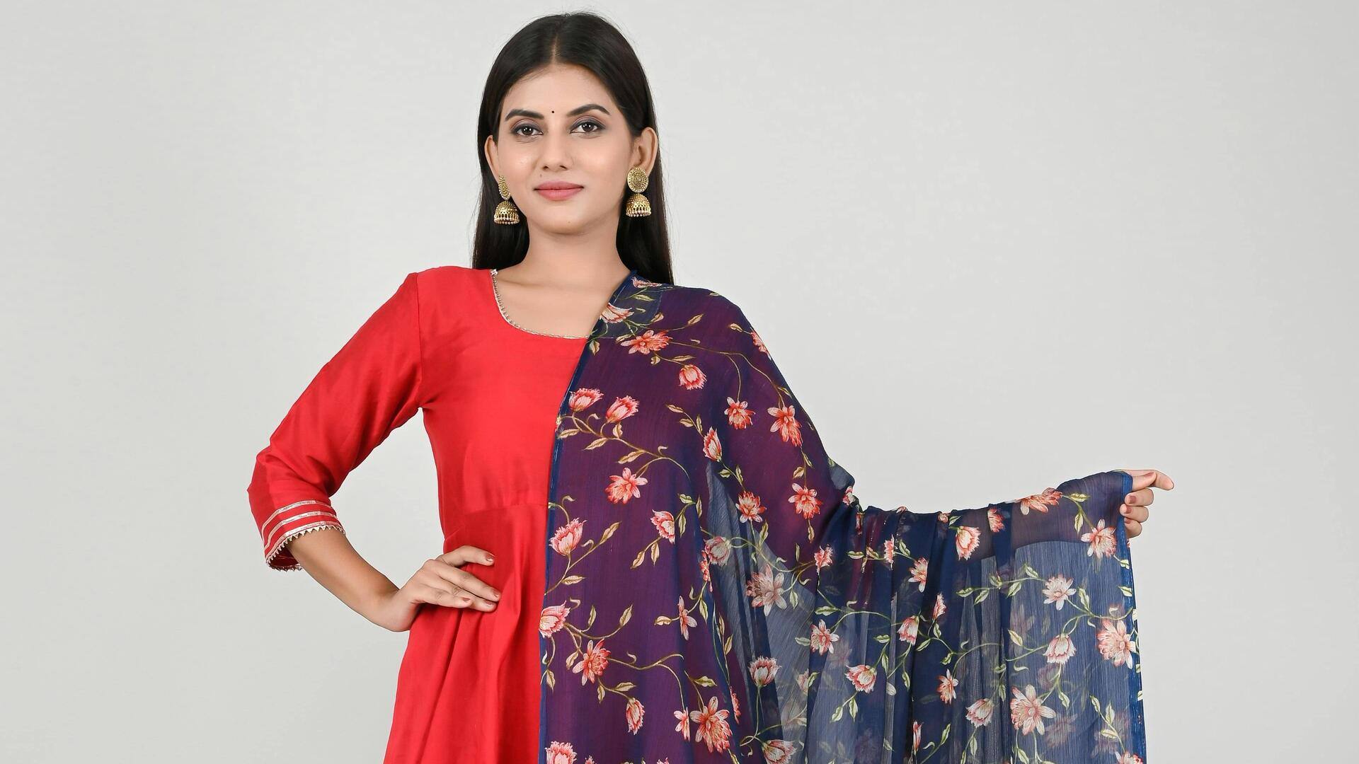 Menghidupkan kembali teknik Gurjari dalam tren mode modern